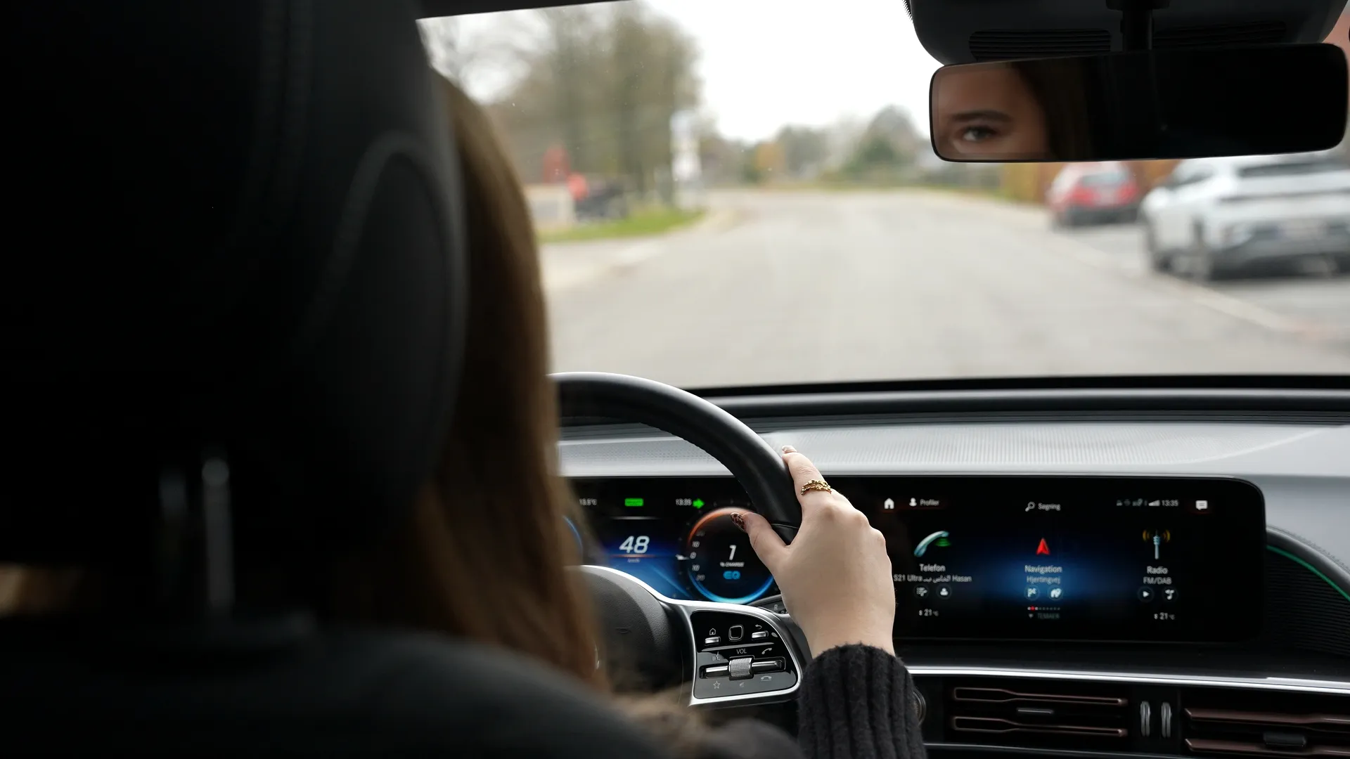 Kørelærer og elev i skolevogn